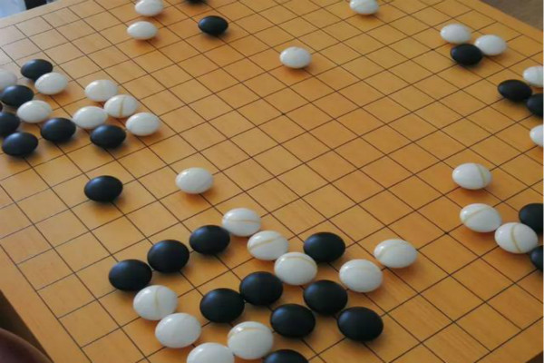 琴棋书画中的棋究竟指的是象棋还是围棋