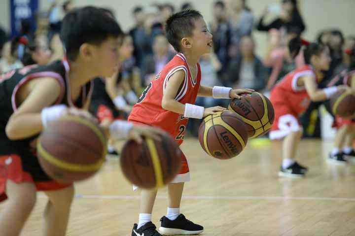 幼儿篮球与成人篮球有什么不同