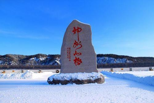 黑龙江漠河5月飞雪，这种天气在当地正常吗？