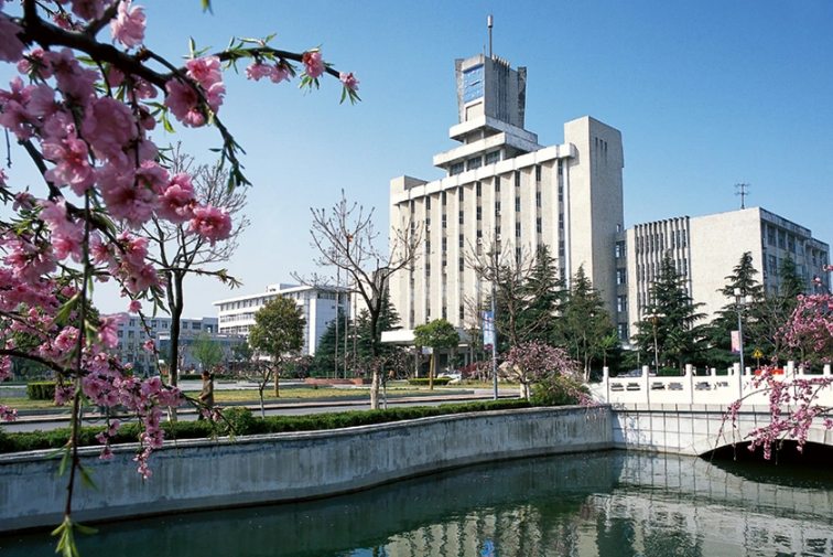 江苏师范大学在哪