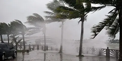 浙江多地发生海水倒灌，导致此现象的原因是什么？