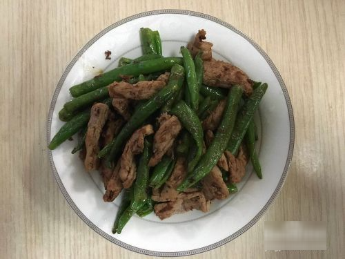 尖椒炒肉丝的家常做法