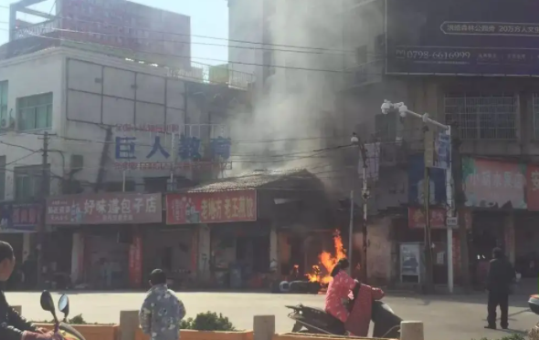 长沙一早餐店发生燃爆事故，这起事故造成了怎样的后果？